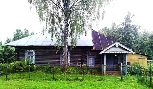 Дом  учительницы  Ильинской  Надежды Михайловны.